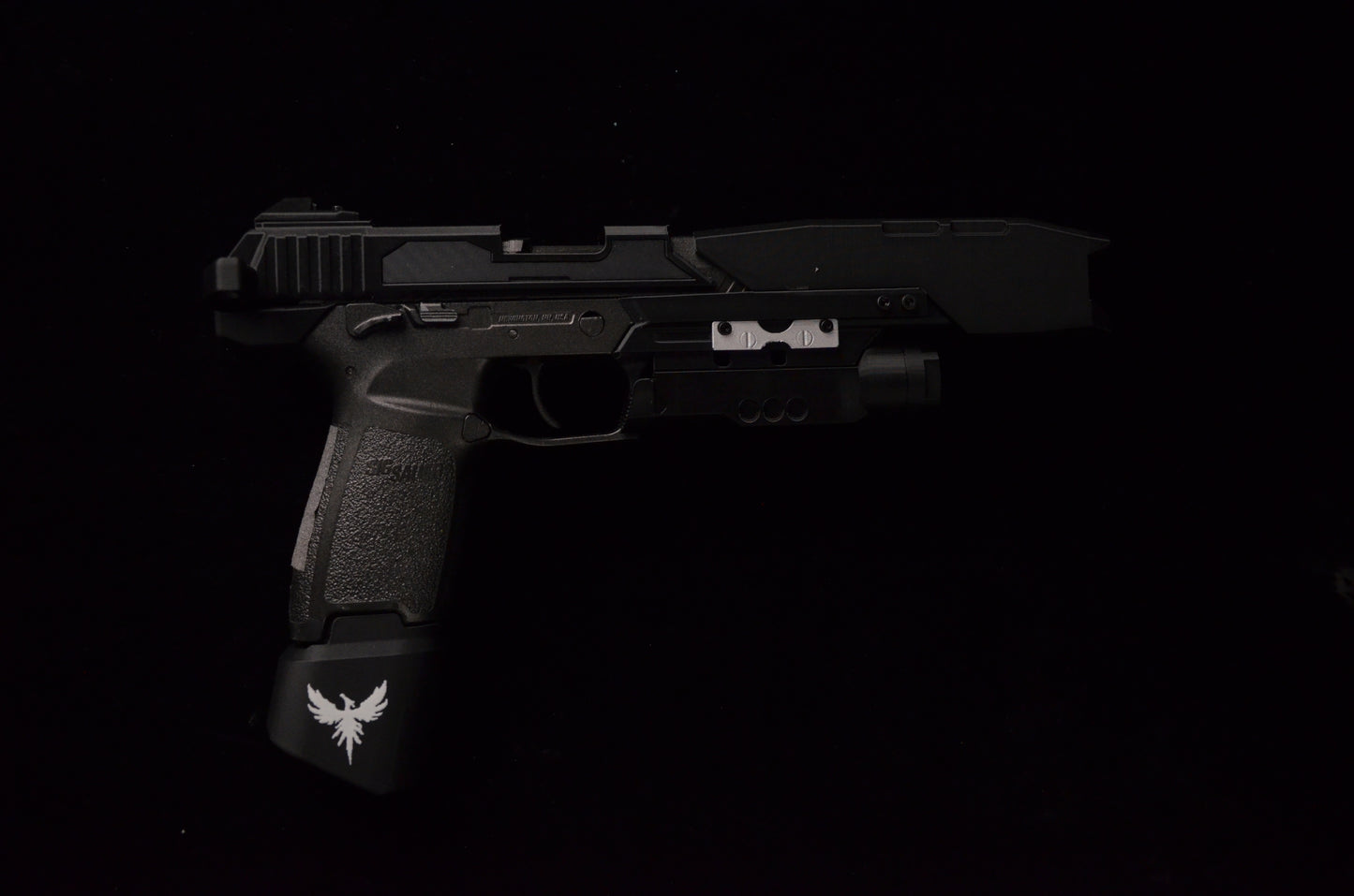 Smart Pistol in Titanfall 2 (which has real functionality and can fire gel balls).